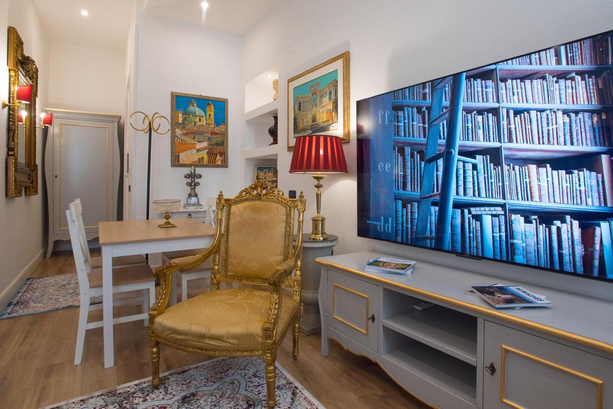 Apartment In The City Centre - Free Parking Cagliari Exterior photo